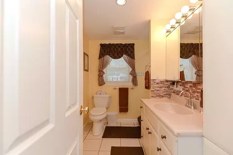72 Quincy Ave, Dedham, MA 02026 photo 25