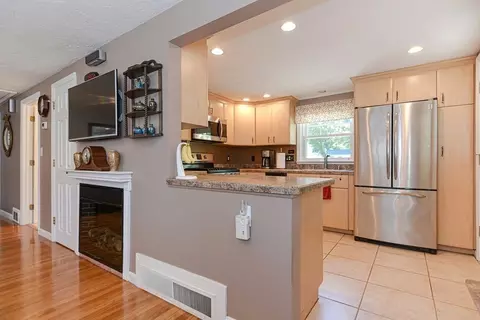 72 Quincy Ave, Dedham, MA 02026 photo 18