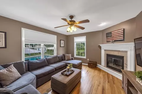 22 Willow Cir, Easthampton, MA 01027 photo 13