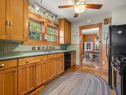 12 Jeppson Ave, Worcester, MA 01606 photo 10
