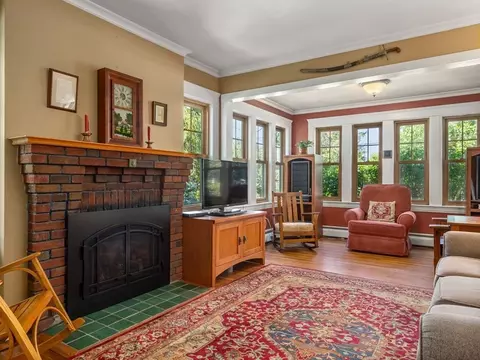 12 Jeppson Ave, Worcester, MA 01606 photo 6
