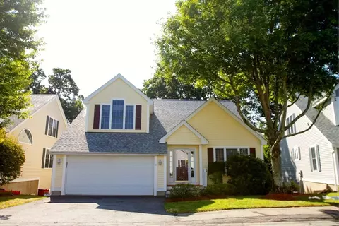 18 Muirfield Way #18, Chelmsford, MA 01863