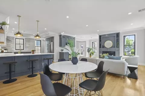 30 Burnside Ave #30, Somerville, MA 02144