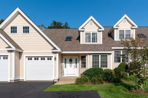 122 Carrington Ln #122, Uxbridge, MA 01569