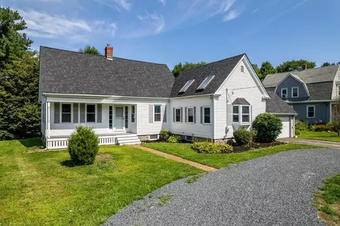 415 North Ave, Rockland, MA 02370