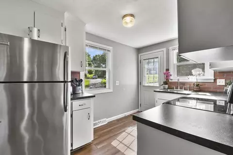 39 Bay Path Rd, Spencer, MA 01562 photo 8