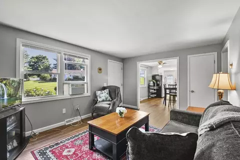 39 Bay Path Rd, Spencer, MA 01562 photo 4