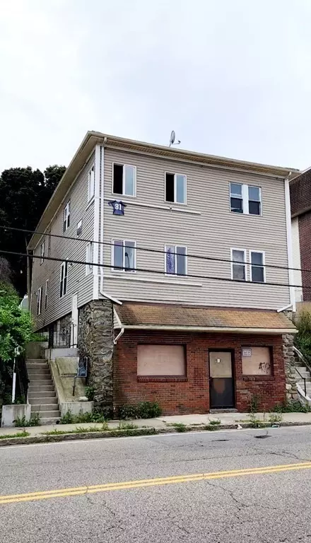 918 Southbridge St, Worcester, MA 01610