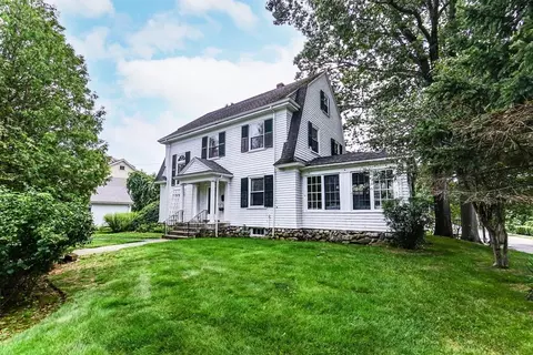 790 Watertown St, Newton, MA 02460