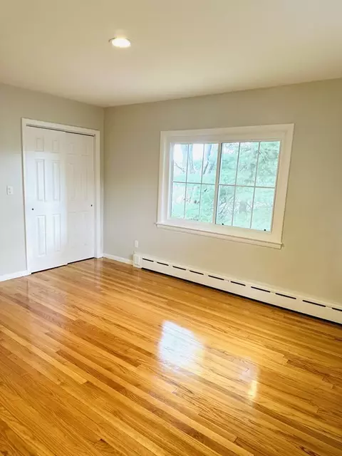 27 Dayton St, Springfield, MA 01118 photo 35
