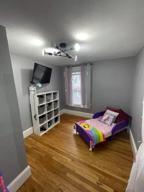 202 Dunmoreland St, Springfield, MA 01109 photo 27