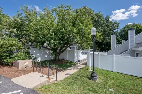 197 Lake St #21, Weymouth, MA 02189