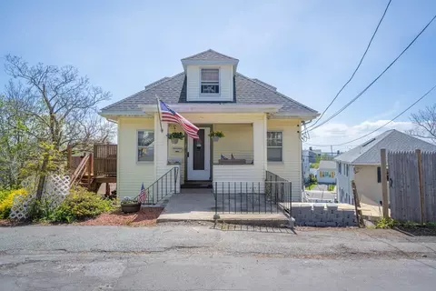 34-42 Siren St, Winthrop, MA 02152