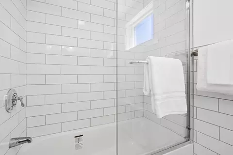 11 Spring St, Salisbury, MA 01952 photo 8