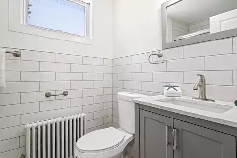11 Spring St, Salisbury, MA 01952 photo 7