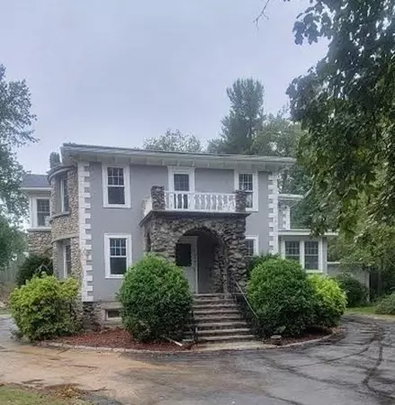 476 Groton Rd, Westford, MA 01886