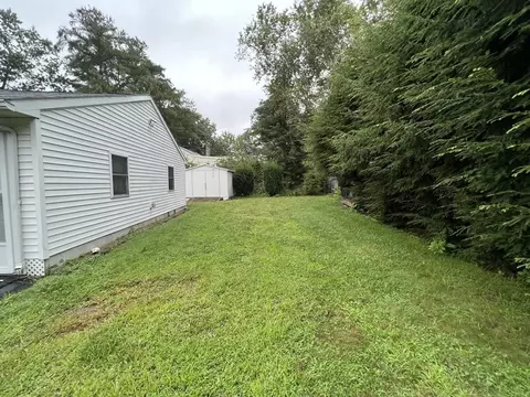 131 Lakeside Ave, Webster, MA 01570 photo 10