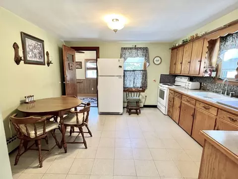 131 Lakeside Ave, Webster, MA 01570 photo 21