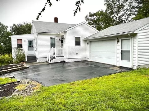 131 Lakeside Ave, Webster, MA 01570 photo 9