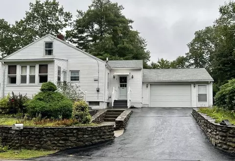 131 Lakeside Ave, Webster, MA 01570 photo 5