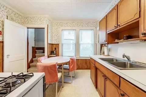 73 Sunapee St, Springfield, MA 01108 photo 15