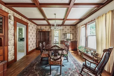 73 Sunapee St, Springfield, MA 01108 photo 8