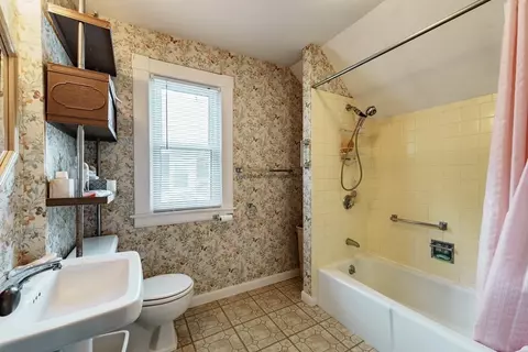 73 Sunapee St, Springfield, MA 01108 photo 32
