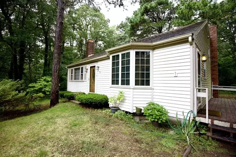 63 Melville Rd, Yarmouth, MA 02664