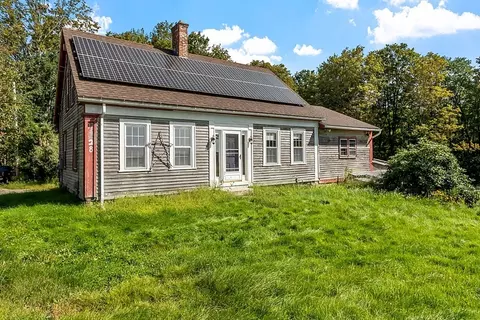 26 Old Westminster Rd, Hubbardston, MA 01452