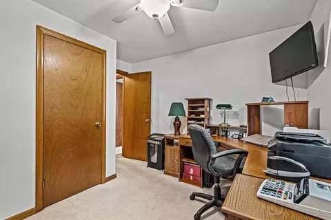 39 Charles St, Georgetown, MA 01833 photo 18