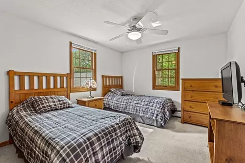 39 Charles St, Georgetown, MA 01833 photo 17