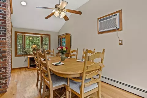 39 Charles St, Georgetown, MA 01833 photo 12