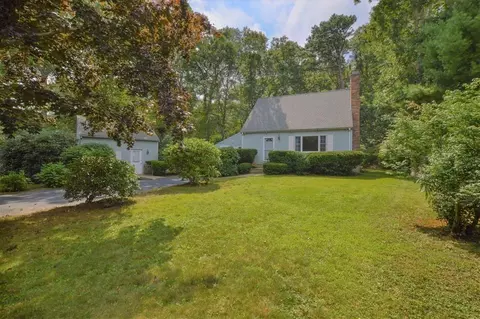 17 Meredith Rd, Sandwich, MA 02644