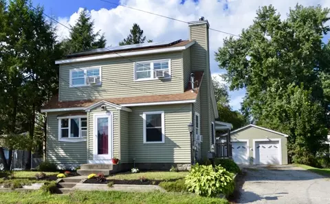 10 Lafayette St, Bellingham, MA 02019