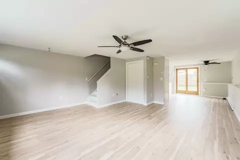 166 Shepherd St, Chicopee, MA 01013 photo 4