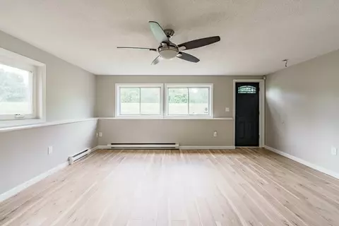 166 Shepherd St, Chicopee, MA 01013 photo 6