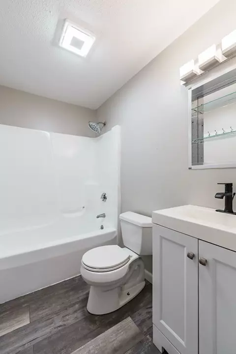 166 Shepherd St, Chicopee, MA 01013 photo 8