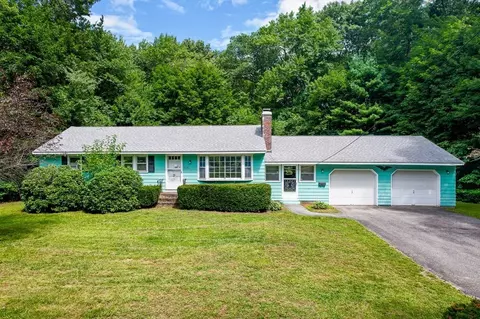 115 Westford St, Chelmsford, MA 01824