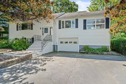 14 1st Ave, Wareham, MA 02571 photo 3