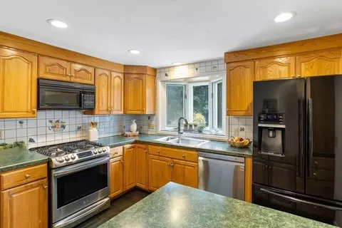115 Willow St, Acton, MA 01720 photo 6
