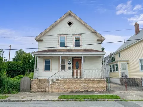 74 Bay St, New Bedford, MA 02740