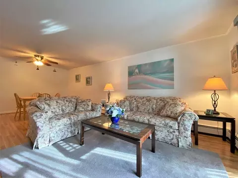 12 Candlewood Ln #2-4, Dennis, MA 02639