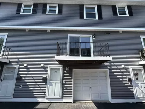 1223 Pawtucket Blvd #101, Lowell, MA 01854