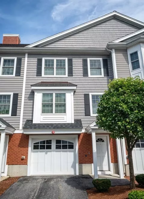 1975 Middlesex St #21, Lowell, MA 01851