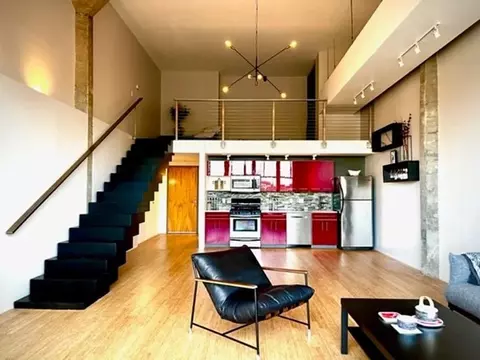 156 Porter St #328, Boston, MA 02128