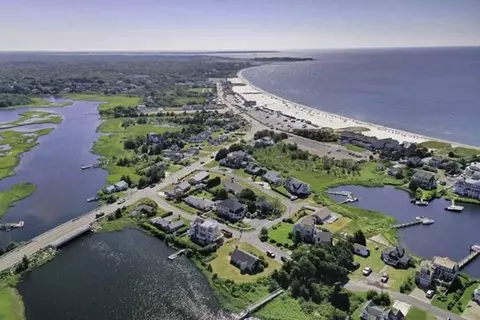 34 Short Beach Rd, Barnstable, MA 02632 photo 2