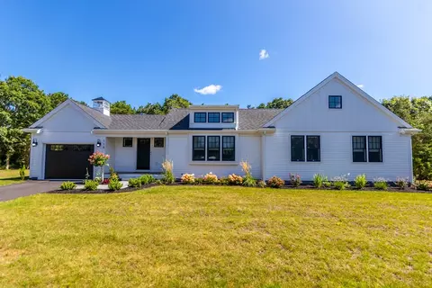 115 Percival Rd, Teaticket, MA 02536