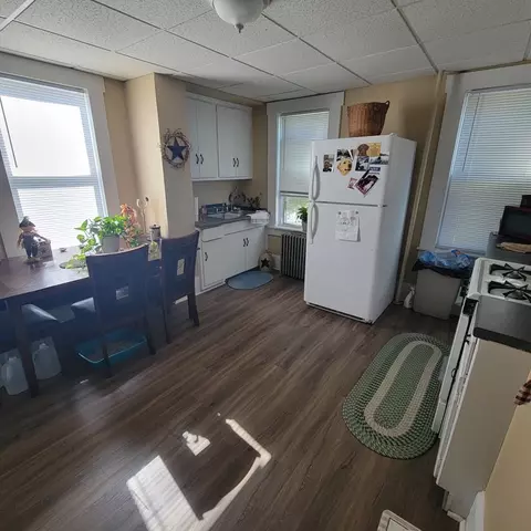 19 South St, Fall River, MA 02721 photo 11