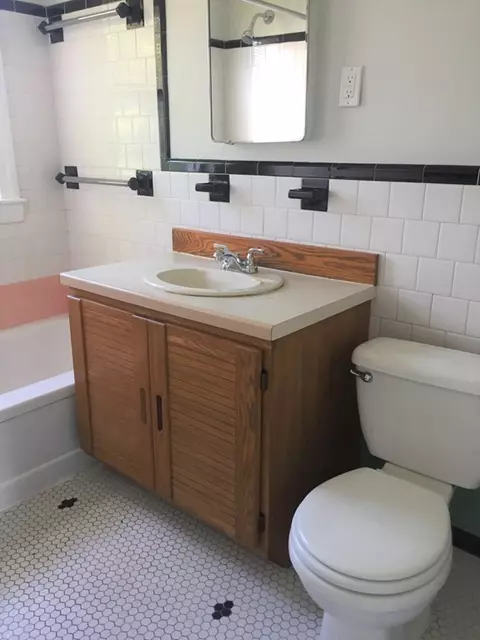 19 South St, Fall River, MA 02721 photo 5