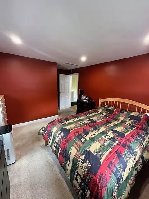 4 Walnut Knls, Canton, MA 02021 photo 9